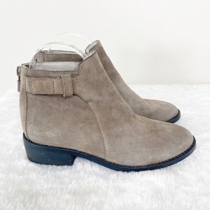 Eileen Fisher Beige Suede Leather Ankle Booties